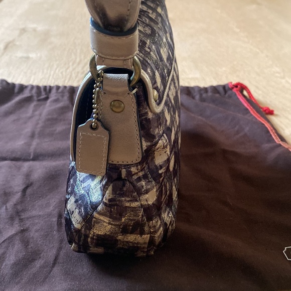 Coach Gold/Black mini shoulder Bag EUC - Picture 7 of 11